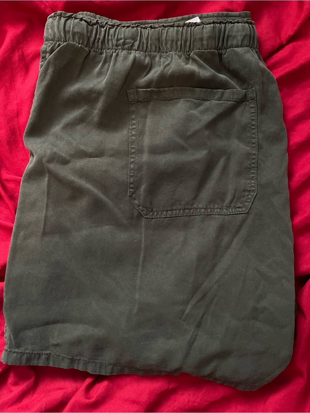 Green Cargo Draw-String Shorts ⭐️ - Picture 2 of 5
